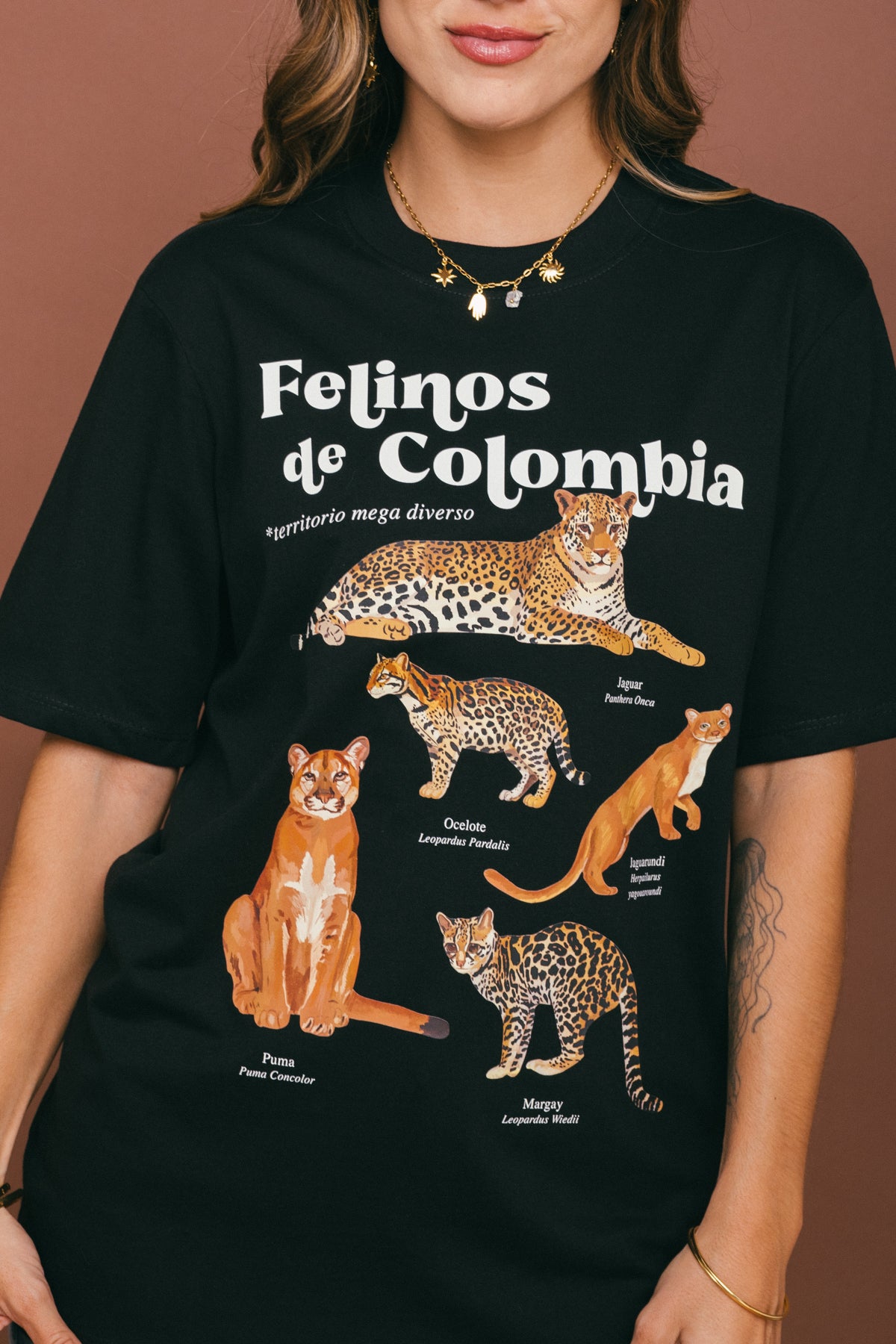 Camiseta Felinos de Colombia Negro
