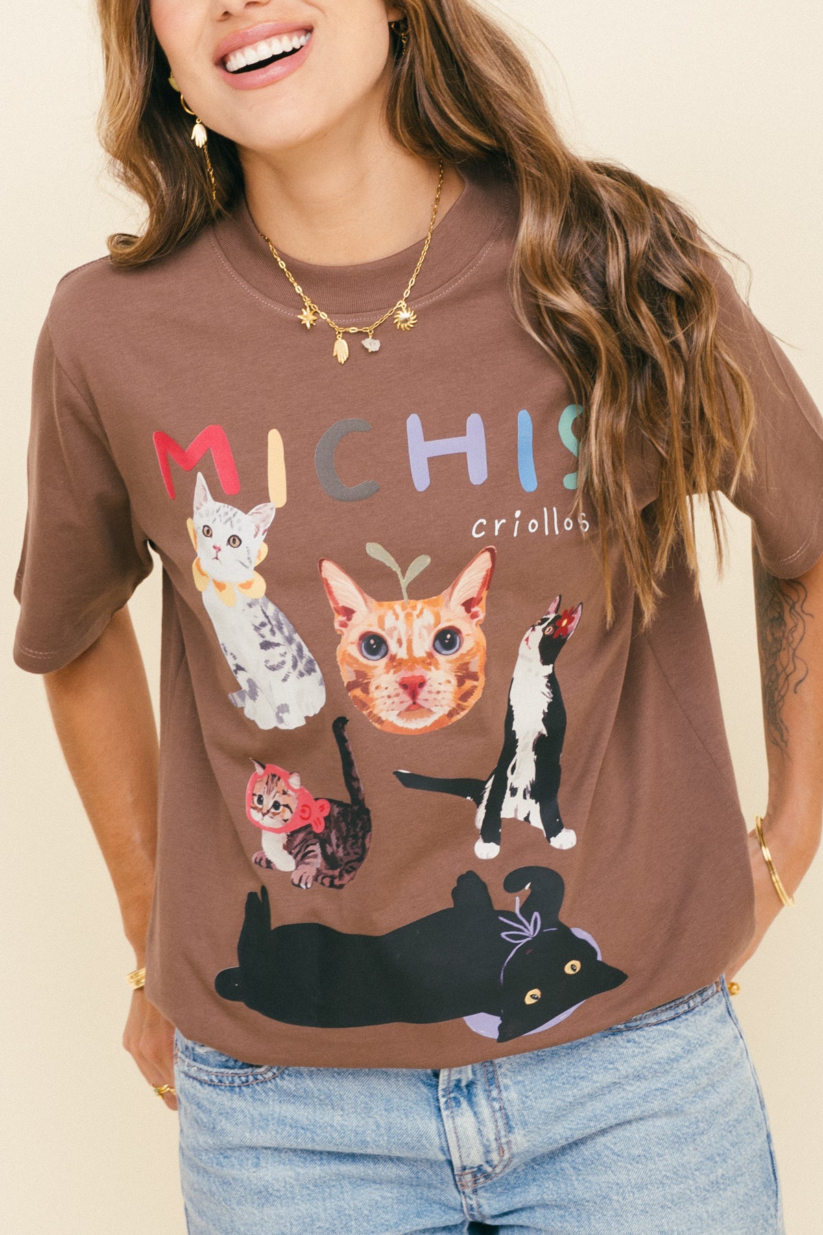Camiseta Michis Criollos Café