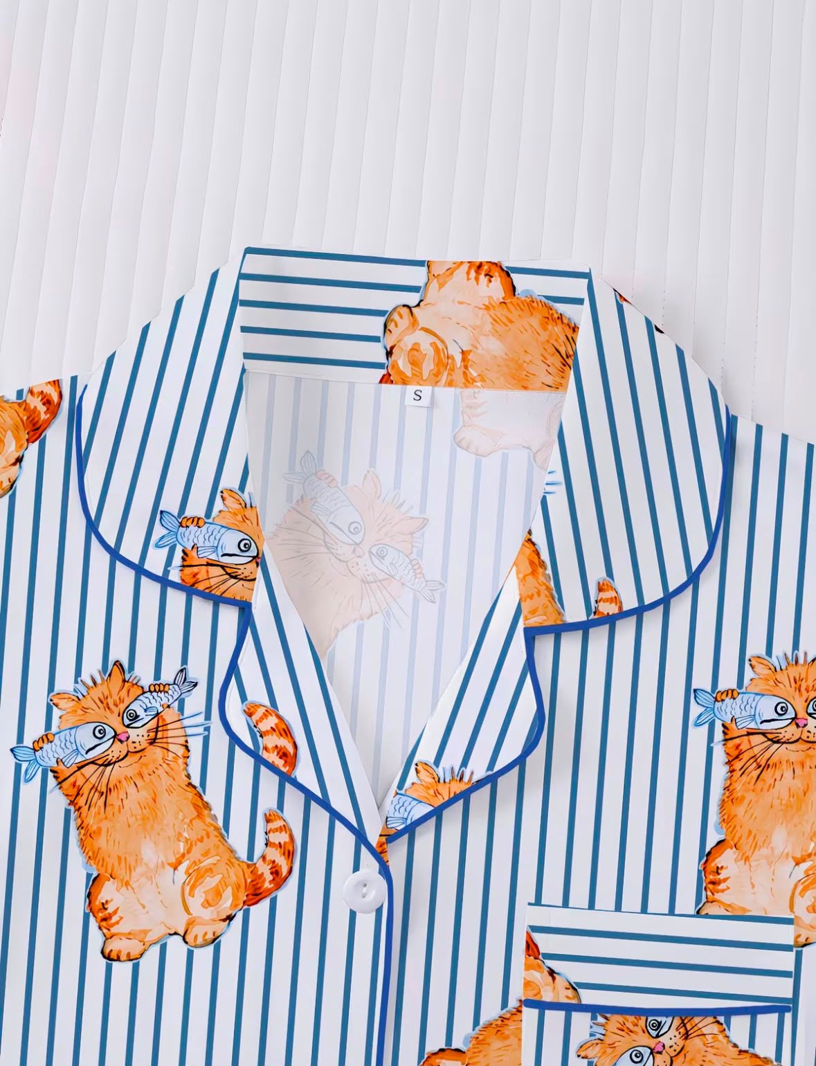 Pijama de Gatos y rayas