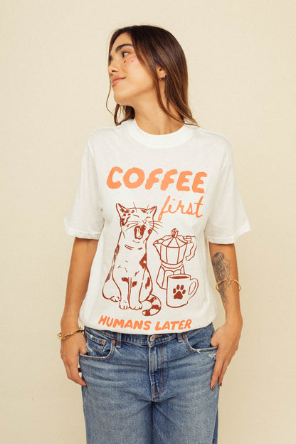 Camiseta Coffee First