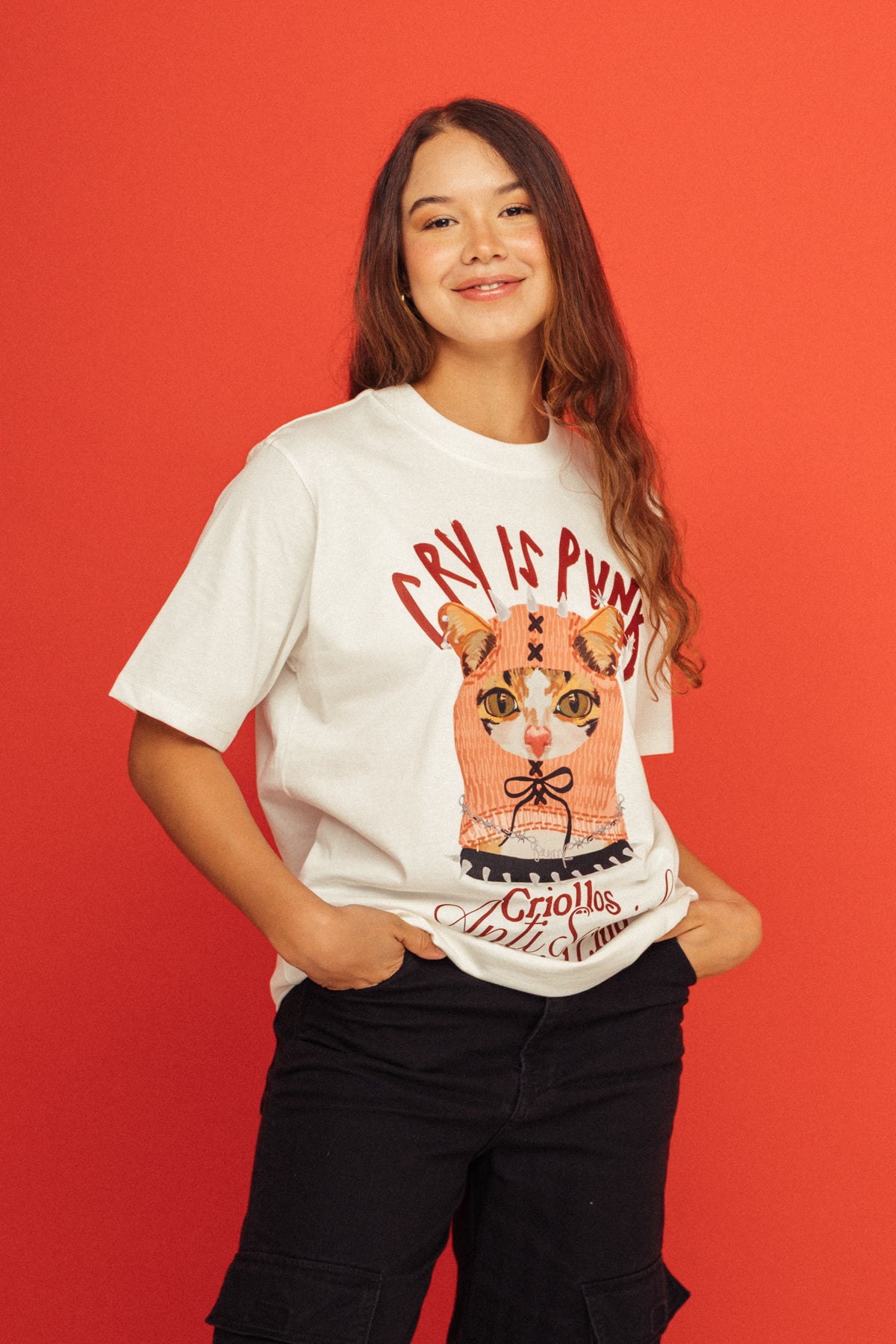 Camiseta Gatita Cry Is Punk Marfil