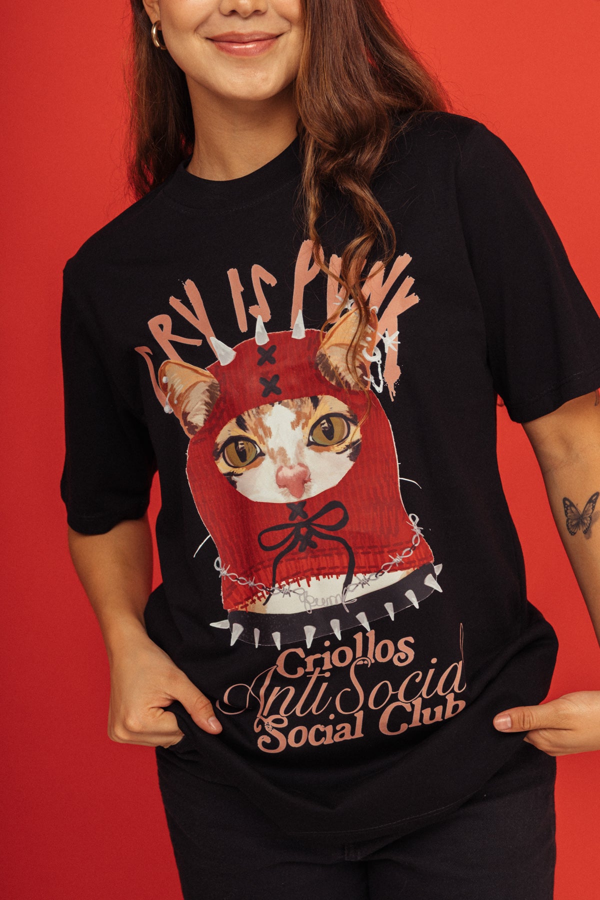 Camiseta Gatita Cry Is Punk Negro